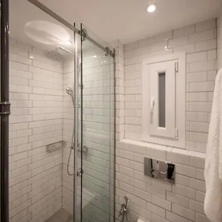 Lux Apartment In Pagrati Athens Exterior photo